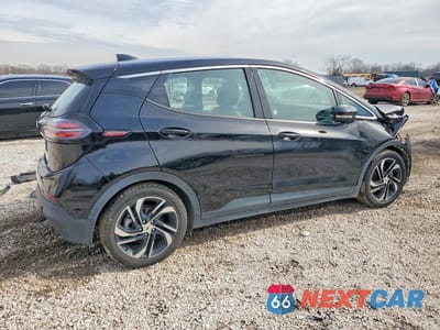 Trzecie zdjęcie samochodu z tyłu: 2023 CHEVROLET BOLT EV 2LT VIN:1G1FX6S0XP4142227 - miniatura