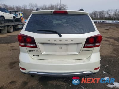 Zdjęcie 6 z 13 samochodu: 2017 DODGE JOURNEY CROSSROAD VIN:3C4PDDGGXHT555212 - miniatura