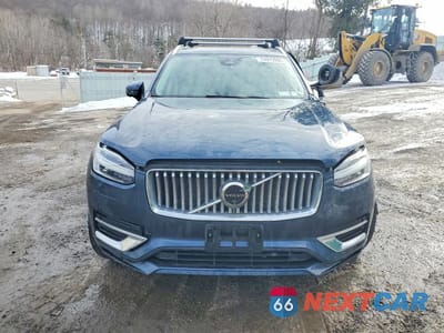 Piąte zdjęcie samochodu w środku: 2024 VOLVO XC90 PLUS VIN:YV4062PE9R1157915 - miniatura
