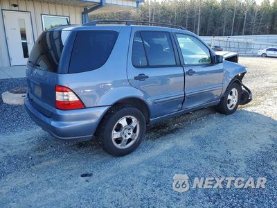 Trzecie zdjęcie samochodu z tyłu: 2004 MERCEDES BENZ ML 350 VIN:4JGAB57E44A478950 - miniatura