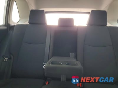 Zdjęcie 10 z 13 samochodu: 2022 TOYOTA RAV4 LE VIN:2T3H1RFV5NW200222 - miniatura