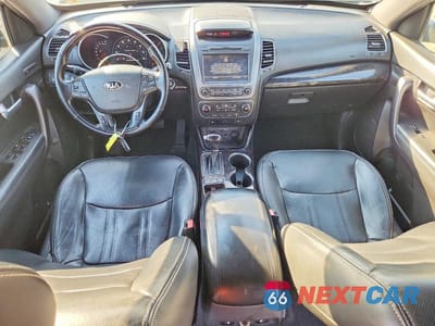 Zdjęcie 8 z 12 samochodu: 2014 KIA SORENTO SX VIN:5XYKWDA73EG446705 - miniatura