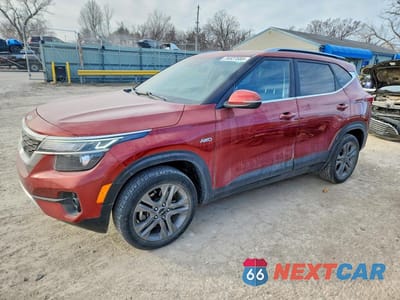 2023 KIA SELTOS S KNDEUCAA2P7367180 - główne zdjęcie licytacji z USA - miniatura