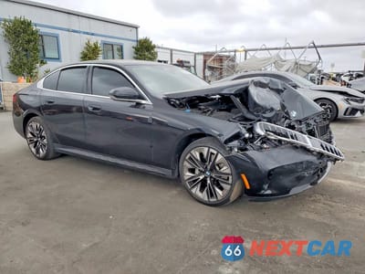 Czwarte zdjęcie samochodu z boku: 2024 BMW 530 I VIN:WBA43FJ07RCR74755 - miniatura