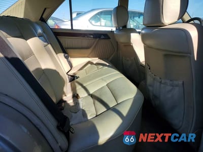 Zdjęcie 10 z 12 samochodu: 1993 MERCEDES-BENZ 400 E VIN:WDBEA34E4PB841875 - miniatura
