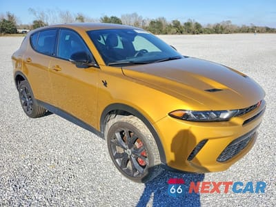 Czwarte zdjęcie samochodu z boku: 2024 DODGE HORNET GT VIN:ZACNDFAN3R3A41227 - miniatura