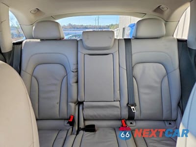 Zdjęcie 10 z 12 samochodu: 2015 AUDI Q5 PREMIUM PLUS VIN:WA1LFAFP8FA050079 - miniatura