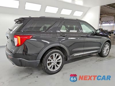 Trzecie zdjęcie samochodu z tyłu: 2022 FORD EXPLORER LIMITED VIN:1FMSK8FH5NGB06324 - miniatura