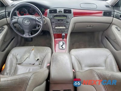 Zdjęcie 8 z 12 samochodu: 2004 LEXUS ES 330 VIN:JTHBA30G645054754 - miniatura