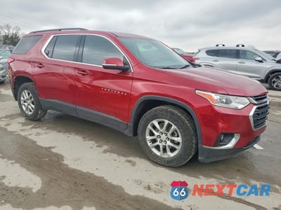 Czwarte zdjęcie samochodu z boku: 2021 CHEVROLET TRAVERSE LT VIN:1GNERGKWXMJ151604 - miniatura