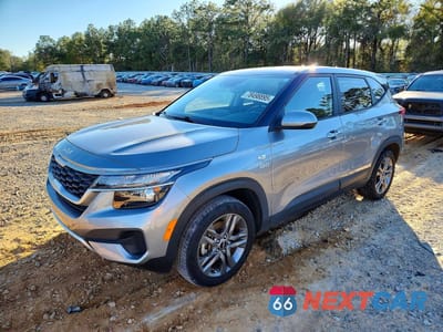 2022 KIA SELTOS LX KNDEPCAA8N7335645 - główne zdjęcie licytacji z USA - miniatura