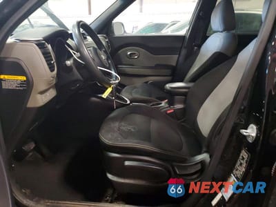 Zdjęcie 7 z 13 samochodu: 2015 KIA SOUL + VIN:KNDJP3A58F7190139 - miniatura