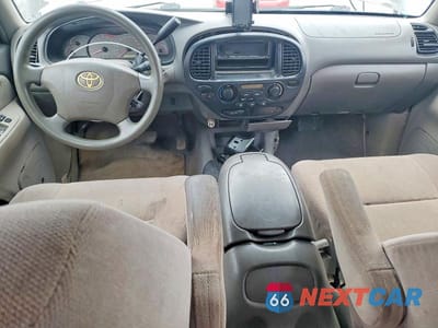 Zdjęcie 8 z 12 samochodu: 2003 TOYOTA SEQUOIA SR5 VIN:5TDZT34A53S167507 - miniatura