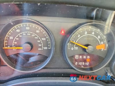 Zdjęcie 9 z 14 samochodu: 2014 JEEP COMPASS SPORT VIN:1C4NJCBAXED774654 - miniatura