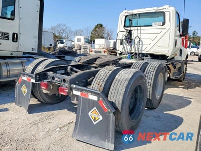 Czwarte zdjęcie samochodu z boku: 2020 INTERNATIONAL LT625 SEMI TRUCK VIN:3HCDZAPR1LL402234 - miniatura