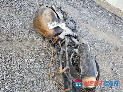 Piąte zdjęcie samochodu w środku: 2011 SUZUKI GSX1300 R VIN:JS1GX72A8B2101507 - miniatura