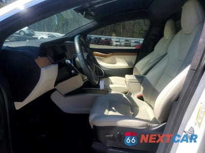 Zdjęcie 7 z 13 samochodu: 2021 TESLA MODEL X VIN:5YJXCAE23MF322872 - miniatura