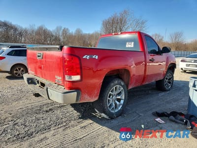 Trzecie zdjęcie samochodu z tyłu: 2011 GMC SIERRA K1500 VIN:1GTN2TEA1BZ359780 - miniatura