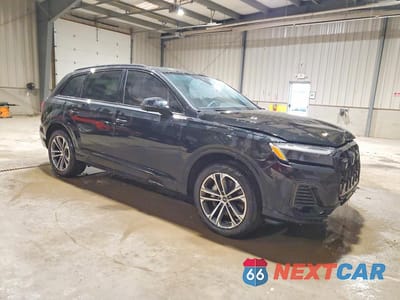 Czwarte zdjęcie samochodu z boku: 2026 AUDI Q7 PREMIUM VIN:WA1ACBF78TD002615 - miniatura