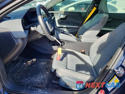 Zdjęcie 7 z 12 samochodu: 2023 POLESTAR 2 VIN:YSMET3KA6PL115512 - miniatura