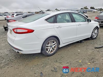 Trzecie zdjęcie samochodu z tyłu: 2015 FORD FUSION SE VIN:3FA6P0H78FR254013 - miniatura