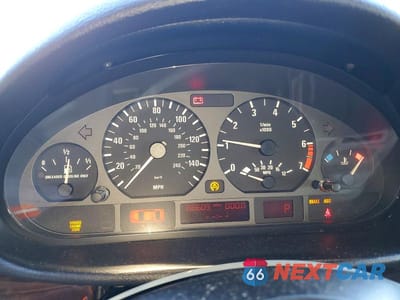Zdjęcie 9 z 12 samochodu: 2002 BMW 325 I VIN:WBAEV33462KL65360 - miniatura