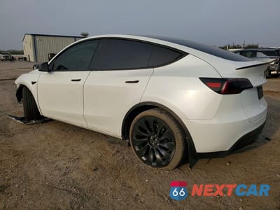 Drugie zdjęcie samochodu z przodu: 2023 TESLA MODEL Y VIN:7SAYGDEE2PA038481 - miniatura