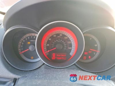 Zdjęcie 9 z 11 samochodu: 2010 KIA FORTE KOUP SX VIN:KNAFW6A36A5175343 - miniatura