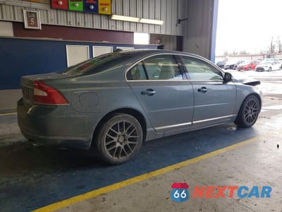 Trzecie zdjęcie samochodu z tyłu: 2013 VOLVO S80 T6 VIN:YV1902AH5D1165396 - miniatura