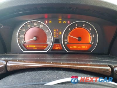 Zdjęcie 9 z 11 samochodu: 2004 BMW 745 LI VIN:WBAGN63584DS51886 - miniatura