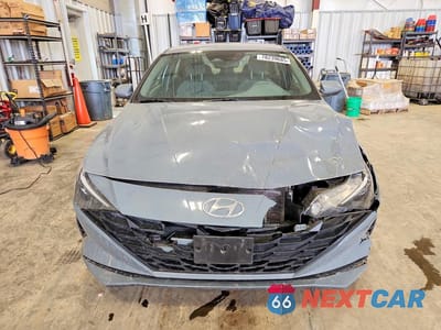 Piąte zdjęcie samochodu w środku: 2023 HYUNDAI ELANTRA SEL VIN:KMHLM4AG8PU431527 - miniatura