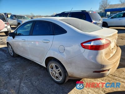 Drugie zdjęcie samochodu z przodu: 2019 FORD FIESTA SE VIN:3FADP4BJ4KM151701 - miniatura
