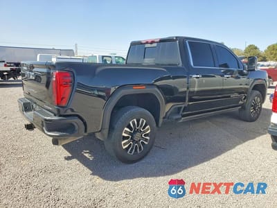 Trzecie zdjęcie samochodu z tyłu: 2024 GMC SIERRA K2500 DENALI VIN:1GT49XEY7RF211933 - miniatura