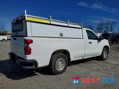 Trzecie zdjęcie samochodu z tyłu: 2021 CHEVROLET SILVERADO C1500 VIN:3GCNWAEH7MG264018 - miniatura