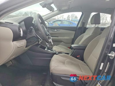 Zdjęcie 7 z 11 samochodu: 2019 KIA FORTE LXS VIN:3KPF24AD5KE134994 - miniatura