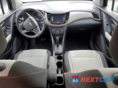 Zdjęcie 8 z 12 samochodu: 2017 CHEVROLET TRAX LS VIN:3GNCJKSB3HL207654 - miniatura