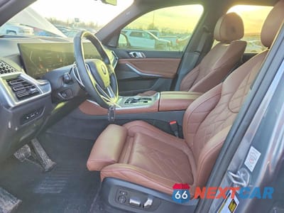Zdjęcie 7 z 13 samochodu: 2024 BMW X5 XDRIVE40I VIN:5UX23EU08R9W14129 - miniatura