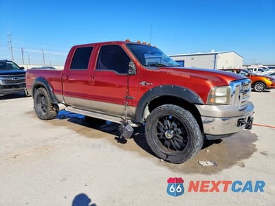 Czwarte zdjęcie samochodu z boku: 2005 FORD F250 SUPER DUTY VIN:1FTSW21P25EA48639 - miniatura