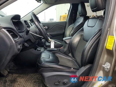 Zdjęcie 7 z 12 samochodu: 2019 JEEP CHEROKEE LATITUDE PLUS VIN:1C4PJMLB8KD193932 - miniatura