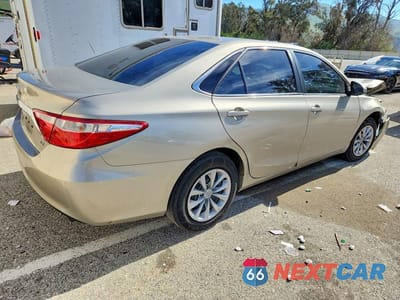 Trzecie zdjęcie samochodu z tyłu: 2017 TOYOTA CAMRY LE VIN:4T1BF1FK7HU709045 - miniatura