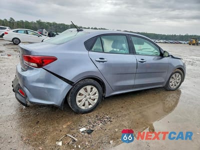 Trzecie zdjęcie samochodu z tyłu: 2020 KIA RIO LX VIN:3KPA24AD9LE330366 - miniatura