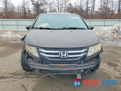 Piąte zdjęcie samochodu w środku: 2014 HONDA ODYSSEY EXL VIN:5FNRL5H67EB069426 - miniatura