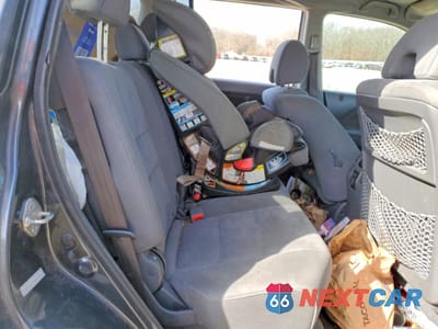 Zdjęcie 11 z 13 samochodu: 2006 HONDA PILOT EX VIN:2HKYF18436H563974 - miniatura