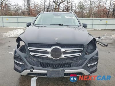 Piąte zdjęcie samochodu w środku: 2019 MERCEDES-BENZ GLE 400 4MATIC VIN:4JGDA5GB0KB212919 - miniatura