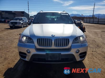 Piąte zdjęcie samochodu w środku: 2013 BMW X5 XDRIVE35I VIN:5UXZV4C53D0G54053 - miniatura