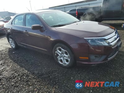 Czwarte zdjęcie samochodu z boku: 2011 FORD FUSION SE VIN:3FAHP0HG9BR275472 - miniatura
