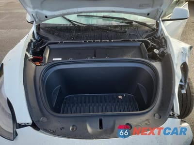 Zdjęcie 11 z 14 samochodu: 2023 TESLA MODEL Y VIN:7SAYGDEE3PA193119 - miniatura