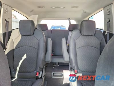 Zdjęcie 10 z 14 samochodu: 2010 CHEVROLET TRAVERSE LT VIN:1GNLVFED2AS122627 - miniatura