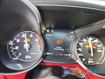 Zdjęcie 9 z 12 samochodu: 2019 ALFA ROMEO GIULIA VIN:ZARFAMANXK7600355 - miniatura