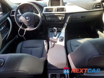 Zdjęcie 8 z 11 samochodu: 2018 BMW 320 XI VIN:WBA8A3C59JA487099 - miniatura